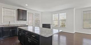 23595 KINGSDALE Terrace Gallery 22