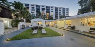2307 N Ocean Boulevard Gallery 2