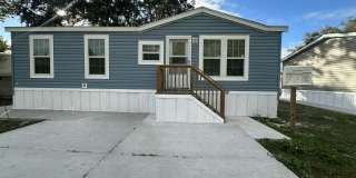 1648 Coldwell St Gallery 1