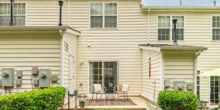 Thaxton Place Townhome Gallery 21