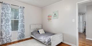 1509 Virginia Street Gallery 14