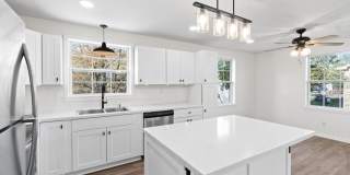 Pet Friendly Renovated Three Bedroom with Basement! Gallery 14
