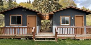 1410 East End RoadCabins Gallery 1