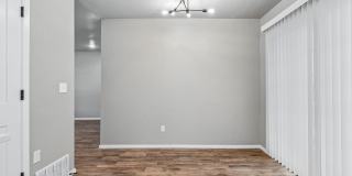 Charming 3 Bedroom Home with Spacious Backyard Gallery 13