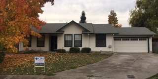 Spacious 3 bedroom 2 bathroom single level home in cul de sac Gallery 1