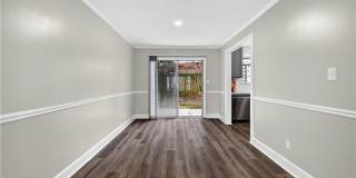 679 Anderson Walk Gallery 7
