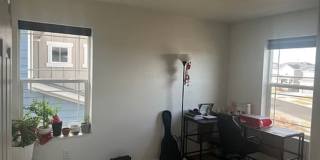 Charming 3BR House in Parker Gallery 11