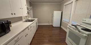 **CHARMING 2/1 BENTON HOME** **CHARMING 2/1 BENTON HOME** Gallery 13