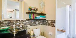 Single story 4 bedroom home in the quiet gated community of Bellalago. Gallery 17