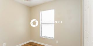 1827 Auburn Street South Gallery 11