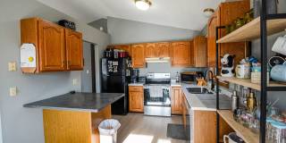 Bright 4BR on Corner Lot in SW Rochester Gallery 11