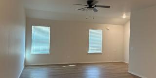 Three bedroom duplex in El Reno Gallery 14