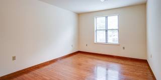 Lake Oaks Apartments Gallery 10