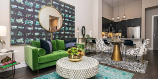 Canal 1535 Gallery 24