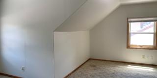 5 Bedroom Across from NDSU!! Gallery 12