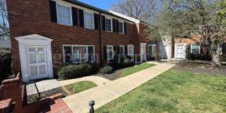 318 Hanover Arms Ct-2BR/2.5BA-Townhouse!!!! Gallery 1