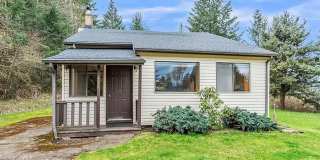 412 Church Street ~ Country Living with City Convenience Gallery 1