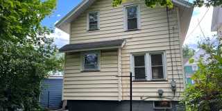 THE CUTEST 3 BEDROOMS SINGLE HOME !! 1St floor bedroom Gallery 38