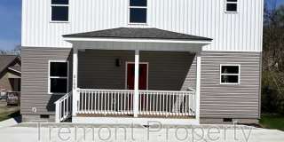 3105 East 37th Street Gallery 1