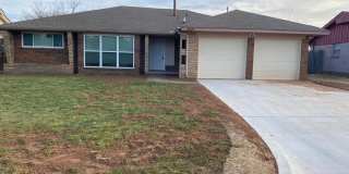 (4) Bed/(2.5) Bath in NW OKC Avail Mid-April! Gallery 1