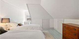 14 Greenough Place unit: A Gallery 21