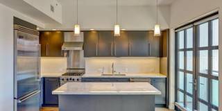 Luxury 3BR Condo | 2 Parking | A/C | Mission District! Gallery 6