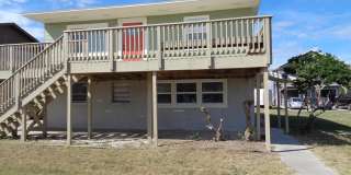 Nice updated unit on the north end of the Island Gallery 1