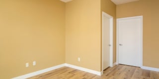 Stylish & Spacious Courtyard-Facing Condo in the Heart of Gaslamp Gallery 20