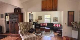 8228 NE 8th Ct Gallery 3