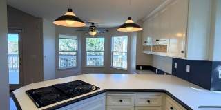 Beautiful Lakefront Home in the Vineyard! 55+ community Gallery 14