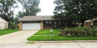 Moore Schools 3/2 - Move In Ready Gallery 1