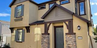 Beautiful 4 bed 3 bath located in Roseville! Gallery 1