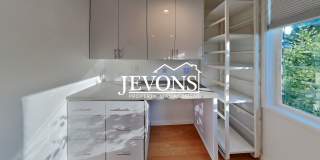 Luxury single-family home with inclusive water, sewer, and garbage Gallery 36