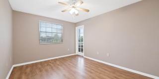 2861 N Oakland Forest Drive Gallery 11