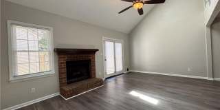 472 Falling LN Gallery 15