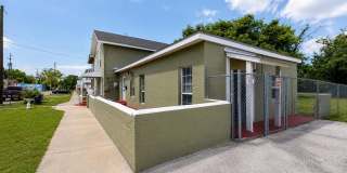 1049 PIPPIN Street Gallery 2