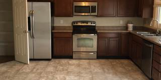 3313-2 Shutten St. Gallery 1