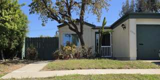 2BR/2BA Condo with Private Yard For Rent in Spring Valley Gallery 1