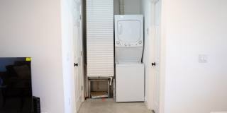 1425 Riverside Circle Gallery 29