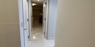 1435 Brickell Ave Gallery 30