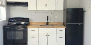 1430 NW 7th St Gallery 11