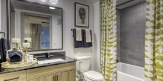 Ele Lower Greenville Gallery 13