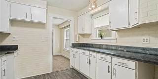 Spacious 3 Bed, 2 Bath Home with 1-Car Garage Near Downtown Kansas City Gallery 6