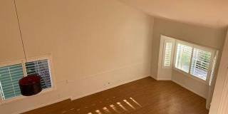 4 Bedroom Home with Solar in Encinitas Gallery 9
