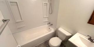 Beautiful 2 Bedroom 1 Bathroom now available for rent! Gallery 12