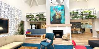 Artisan in Laguna Beach Gallery 23