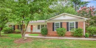 701 N Peace Haven Road Gallery 1