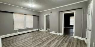 1102 E Main Street Gallery 7