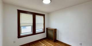 89-91 Thacher St Gallery 17