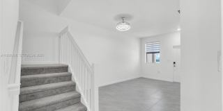 2425 SE 28TH DR Gallery 25